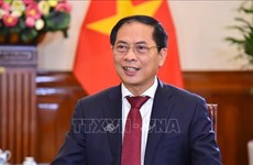 Министр Буй Тхань Шон провел двусторонние встречи в рамках Недели саммитов АТЭС