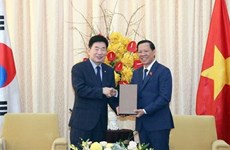 Спикер парламента РК высоко оценивает вклад Хошимина в отношения между Вьетнамом и РК