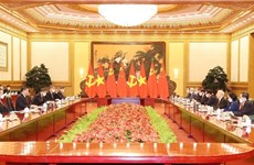 Руководители Вьетнама и Китая обменялись приветствиями по случаю 73-й годовщины установления дипломатических отношений