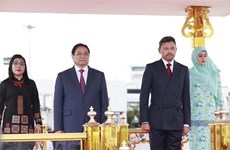 Премьер-министр Фам Минь Тьинь начинал официальный визит в Бруней-Даруссалам
