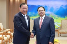 Премьер-министр Фам Минь Тьинь принял заместителя премьер-министра Камбоджи Прак Сокхонна