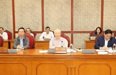 Генеральный секретарь партии Нгуен Фу Чонг председательствовал на заседании Политбюро и Секретариата