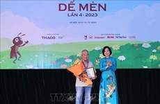 Писатель Чан Дык Тьен стал лауреатом премии "Рыцарь - сверчок" 2023 года