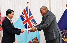 Фиджи высоко ценит роль, положение и авторитет Вьетнама в Азиатско-Тихоокеанском регионе, а также в мире