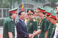 Президент Во Ван Тхыонг посещает аварийно-спасательный Департамент