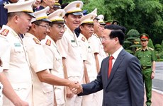 Президент Вьетнама Во Ван Тхыонг встретился с лучшими примерами борьбы с наркотиками