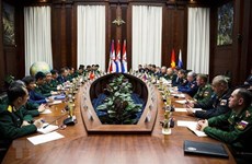 Высокопоставленная делегация Министерства обороны Вьетнама совершает визит в Россию