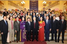 Генеральный секретарь Нгуен Фу Чонг принял участие в праздновании 75-летия создания Вьетнамского союза литературных и художественных ассоциаций