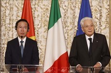 Лидеры Вьетнама и Италии совместно проводят пресс-конференцию по итогам переговоров