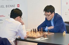 Звезда шахмат Ле Куанг Лием победил в триатлоне Биля Гроссмейстера