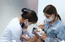 Вьетнам получил вакцины 5-в-1 при поддержке ВОЗ и ЮНИСЕФ