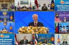 28 лет членства Вьетнама в АСЕАН: Совместными усилиями ради сильного, сплоченного, процветающего сообщества