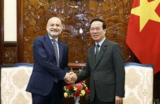 Президент Во Ван Тхыонг принимает уходящего посла Италии