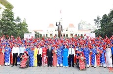 150 пар установят рекорд массовых свадеб во Вьетнаме