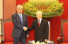 Генеральный секретарь ЦК КПВ Нгуен Фу Чонг принял Президента Казахстана