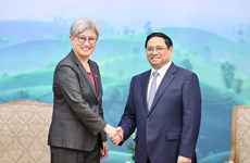 Премьер-министр Фам Минь Тинь принял министра иностранных дел Австралии Пенни Вонга