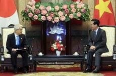 Президент Во Ван Тхыонг принял председателя Сената Японии