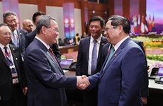 Премьер-министр Вьетнама встретился с китайским коллегой в Индонезии