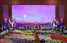В декларации предсесателя 43-го саммита АСЕАН подчеркивается необходимость укрепления взаимодоверия 