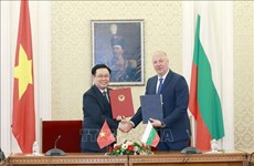 Состоялись переговоры между Председателми НС Болгарии и Вьетнама