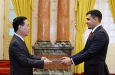 Президент Во Ван Тхыонг принял новых послов Лаоса и Венесуэлы