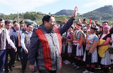 Премьер-министр принял участие в праздновании Дня великого национального единства в Лайчау