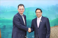 Премьер-министр Вьетнама принял министра экономики, предпринимательства и туризма Румынии
