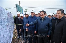 Премьер-министр проверил роект строительства линии электропередачи 500 кВ