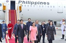 Президент Филиппин прибыл в Ханой, начав свой с государственным визитом во Вьетнам
