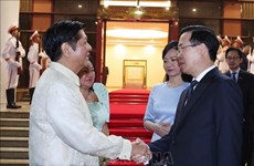 Президент Филиппин завершает государственный визит во Вьетнам
