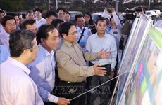 Премьер-министр проинспектировал ряд ключевых проектов в провинции Тьенжанг