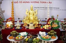 Зарубежные вьетнамцы в Лаосе, Франции, Израиле отметили День поминовения королей Хунгов