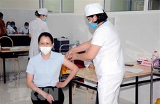 Во Вьетнаме ускоряют вакцинацию против COVID-19 для обеспечения безопасности граждан во время Тэт