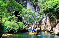 Провинция Куангбинь привлекает туристов уникальными туристическими услугами