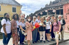 Город Хойан принял более 100 первых иностранных туристов в 2022 году