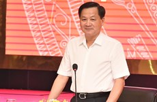 Заместитель премьер-министра Ле Минь Кхай обсудил с 8 провинциями вопрос освоения государственных инвестиций