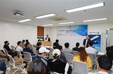 Встреча и предоставление юридических консультаций для вьетнамских рабочих в Корее