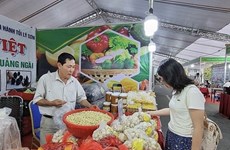 В Ханое проходит неделя фруктов и сельскохозяйственной продукции