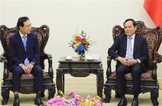 Вице-премьер Вьетнама Чан Лыу Куанг принял гендиректора комплекса «Samsung Vietnam»