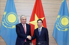 Президент Казахстана завершает визит во Вьетнам