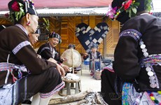 Ткачество народаности Лы в общине Банхон