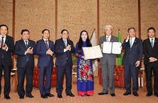 Премьер-министр Фам Минь Тьинь совершил рабочий визит в префектуру Тотиги, Япония
