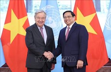 Премьер-министр Фам Минь Тьинь принял Генерального секретаря ООН Антониу Гутерриша
