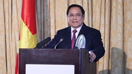 Премьер-министр призвал американские компании инвестировать в туризм и торговлю во Вьетнаме