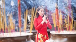 Посещение буддийских пагод в начале года - красота вьетнамской культуры 