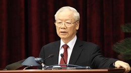 Нгуен Фу Чонг: Приложить больше усилий для успешной реализации Резолюции XIII Съезда