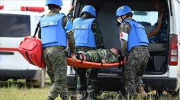 Миротворческие силы Вьетнама и других стран демонстрируют навыки реагирования на чрезвычайные ситуации