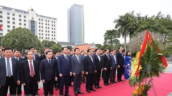 Премьер-министр посетил провинцию Тханьхоа в преддверии Тэта