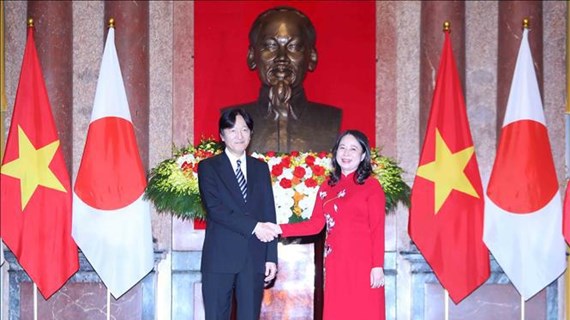 Вице-президент Во Тхи Ань Суан провела встречу с наследным принцем и принцессой Японии