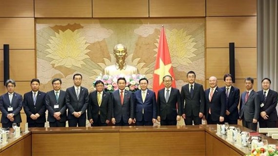 Председатель НС Выонг Динь Хюэ высоко оценил роль Кейданрен в укреплении связей между Вьетнамом и Японией